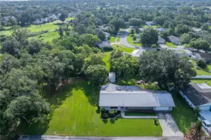 5934 Ridge Dr, Lakeland, FL 33813 - Photo 4