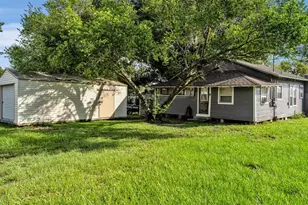 1232 Wright Dr, Lakeland, FL 33805 - Photo 2