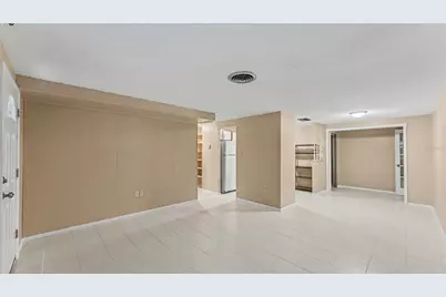 2126 Smithfield Place, Lakeland, FL 33801 - Photo 4