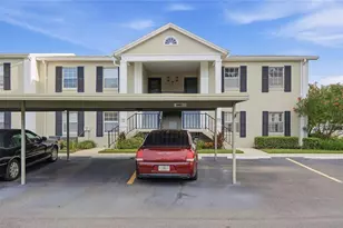 689 Lake Howard Dr NW, Winter Haven, FL 33880 - Photo 2