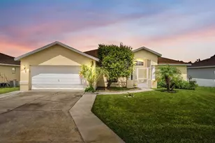 3549 Manor Loop, Lakeland, FL 33810 - Photo 2