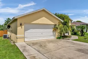 3549 Manor Loop, Lakeland, FL 33810 - Photo 4
