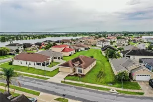 6015 Champlain Pass, Lakeland, FL 33805 - Photo 2