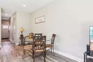 1108 Fox Lake Dr, Lakeland, FL 33809 - Photo 12