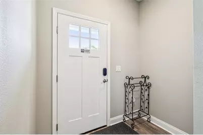 1108 Fox Lake Drive, Lakeland, FL 33809 - Photo 8