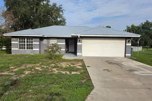 720 SE Pine Ave, Fort Meade, FL 33841 - Photo 1