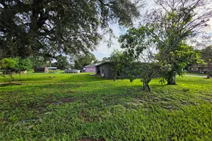 720 SE Pine Ave, Fort Meade, FL 33841 - Photo 16