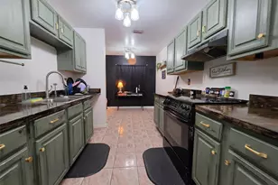 720 SE Pine Ave, Fort Meade, FL 33841 - Photo 6