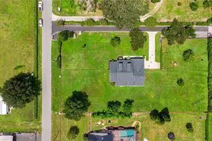 2818 Mayday Dr, Plant City, FL 33565 - Photo 30