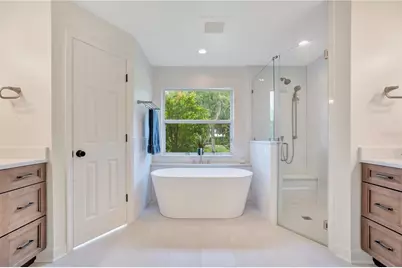 2818 Mayday Drive, Plant City, FL 33565 - Photo 16