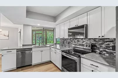 717 Woodhill Drive, Lakeland, FL 33813 - Photo 8