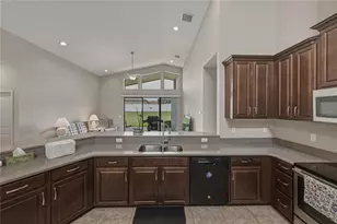 1894 Via Lago Dr, Lakeland, FL 33810 - Photo 16