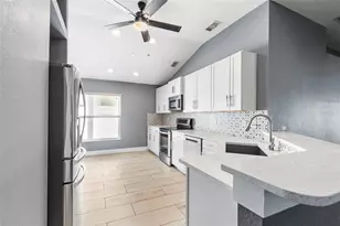 4123 Island Lakes Dr, Winter Haven, FL 33881 - Photo 12