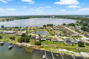 4123 Island Lakes Dr, Winter Haven, FL 33881 - Photo 38