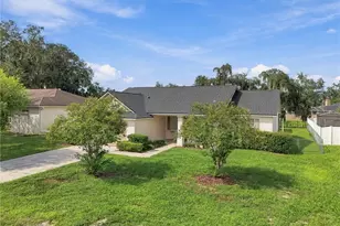 1540 Watson Oaks Ct, Lakeland, FL 33809 - Photo 4