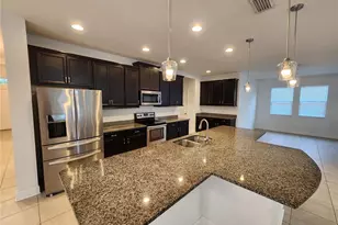 10457 Waterstone Dr, Riverview, FL 33578 - Photo 4