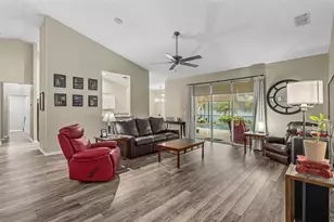 2985 Vintage View Cir, Lakeland, FL 33812 - Photo 6