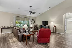 2985 Vintage View Cir, Lakeland, FL 33812 - Photo 4