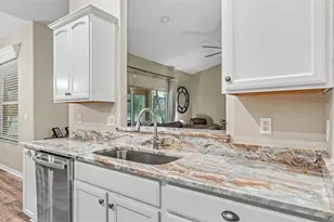 2985 Vintage View Cir, Lakeland, FL 33812 - Photo 14