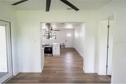 4104 W Wisconsin Avenue, Tampa, FL 33616 - Photo 32