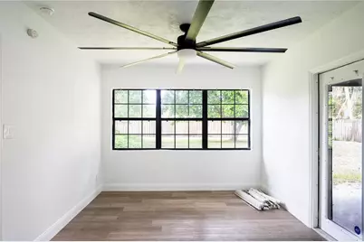 4104 W Wisconsin Avenue, Tampa, FL 33616 - Photo 10