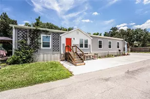 950 Lake Cove Trail, Lakeland, FL 33813 - Photo 2
