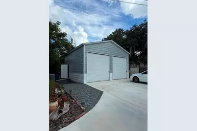 950 Lake Cove Trail, Lakeland, FL 33813 - Photo 4