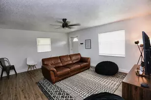 640 Dean St, Mulberry, FL 33860 - Photo 6