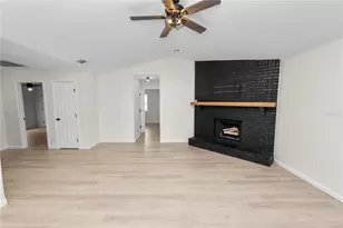3664 Willow Wisp Dr S, Lakeland, FL 33810 - Photo 6
