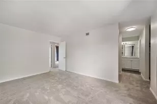 1836 N Crystal Lake Dr, Lakeland, FL 33801 - Photo 18