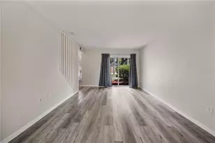 1836 N Crystal Lake Dr, Lakeland, FL 33801 - Photo 6