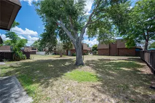 1836 N Crystal Lake Dr, Lakeland, FL 33801 - Photo 32