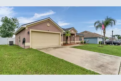 8774 Fort Socrum Village Way, Lakeland, FL 33810 - Photo 2