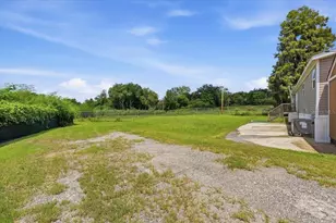 2531 Dawn Heights Dr, Lakeland, FL 33801 - Photo 40