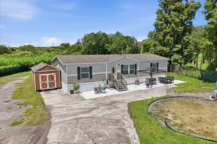 2531 Dawn Heights Dr, Lakeland, FL 33801 - Photo 4