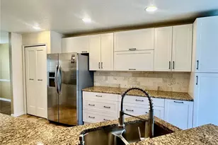4519 Ashford Dr, Winter Haven, FL 33880 - Photo 6
