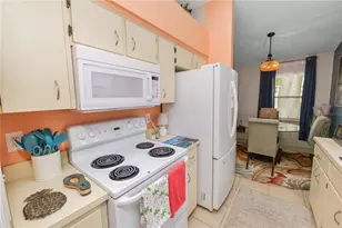 6201 Vintage Dr, Lakeland, FL 33809 - Photo 14
