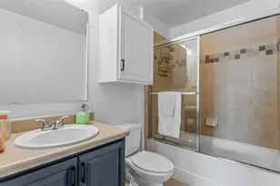 3806 Exeter Ln, Lakeland, FL 33810 - Photo 18