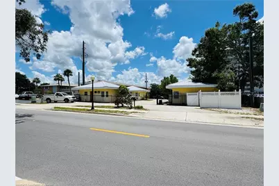 2121 Lakeview Drive, Sebring, FL 33870 - Photo 1