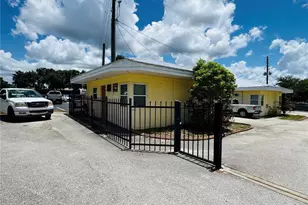 2121 Lakeview Dr, Sebring, FL 33870 - Photo 4