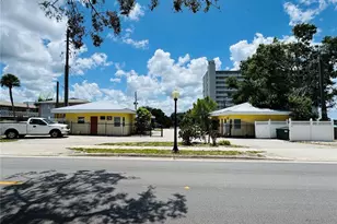 2121 Lakeview Dr, Sebring, FL 33870 - Photo 20