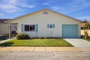 2240 Sea Island Cir N, Lakeland, FL 33810 - Photo 1