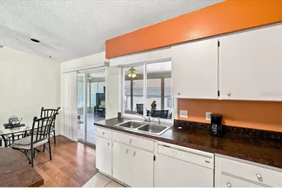 2240 Sea Island Circle N, Lakeland, FL 33810 - Photo 10