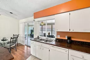 2240 Sea Island Cir N, Lakeland, FL 33810 - Photo 10