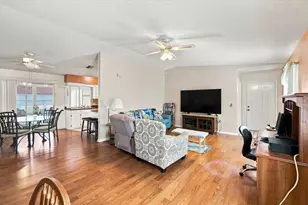2240 Sea Island Cir N, Lakeland, FL 33810 - Photo 4