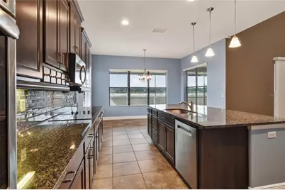1350 Heritage Landings Drive, Lakeland, FL 33805 - Photo 18