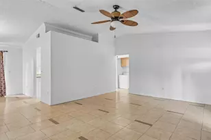 1306 Borden Ct, Valrico, FL 33594 - Photo 6