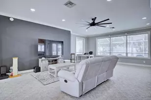 2856 Meridian Point Ln, Lakeland, FL 33812 - Photo 16