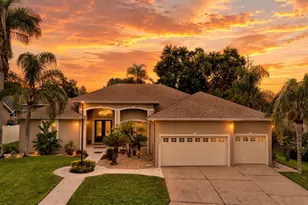2856 Meridian Point Ln, Lakeland, FL 33812 - Photo 2