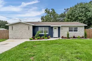 2406 Futch Rd, Lakeland, FL 33811 - Photo 2